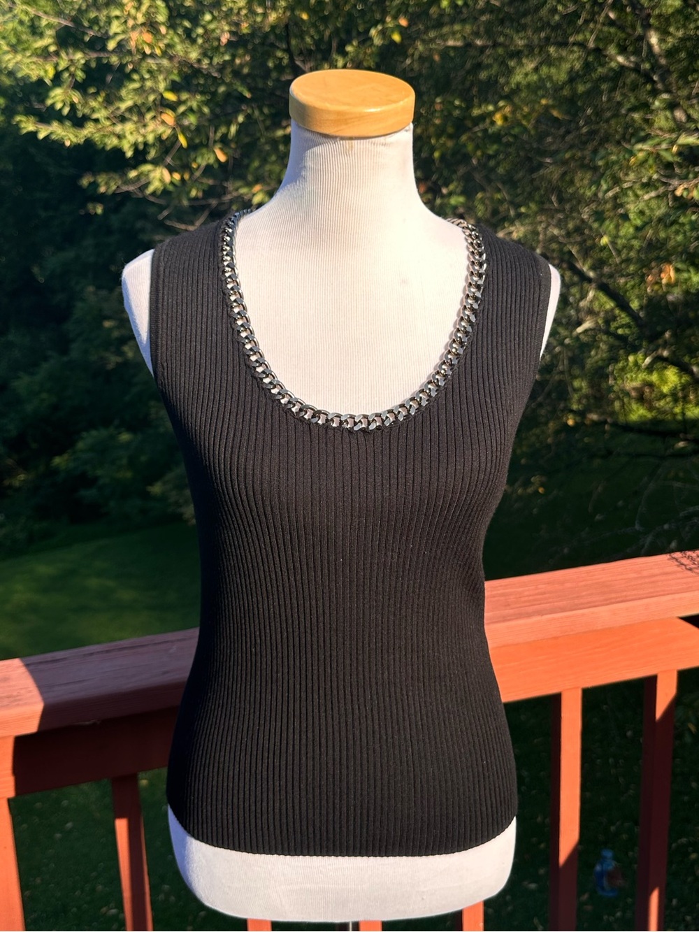 Avec Les Filles Chain Trim Ribbed Tank Black - Picture 1 of 6